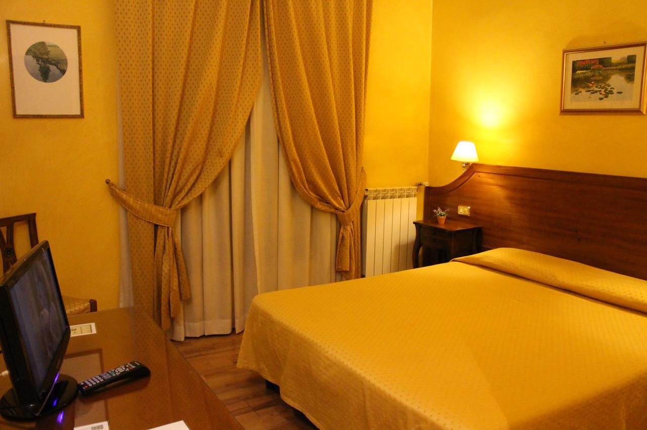 Piccolo Fiore Roma Exterior foto
